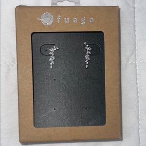Fuego CZ‎ Crawler Leaf Silver Earrings Sparkle Crystal Dangle Drop
